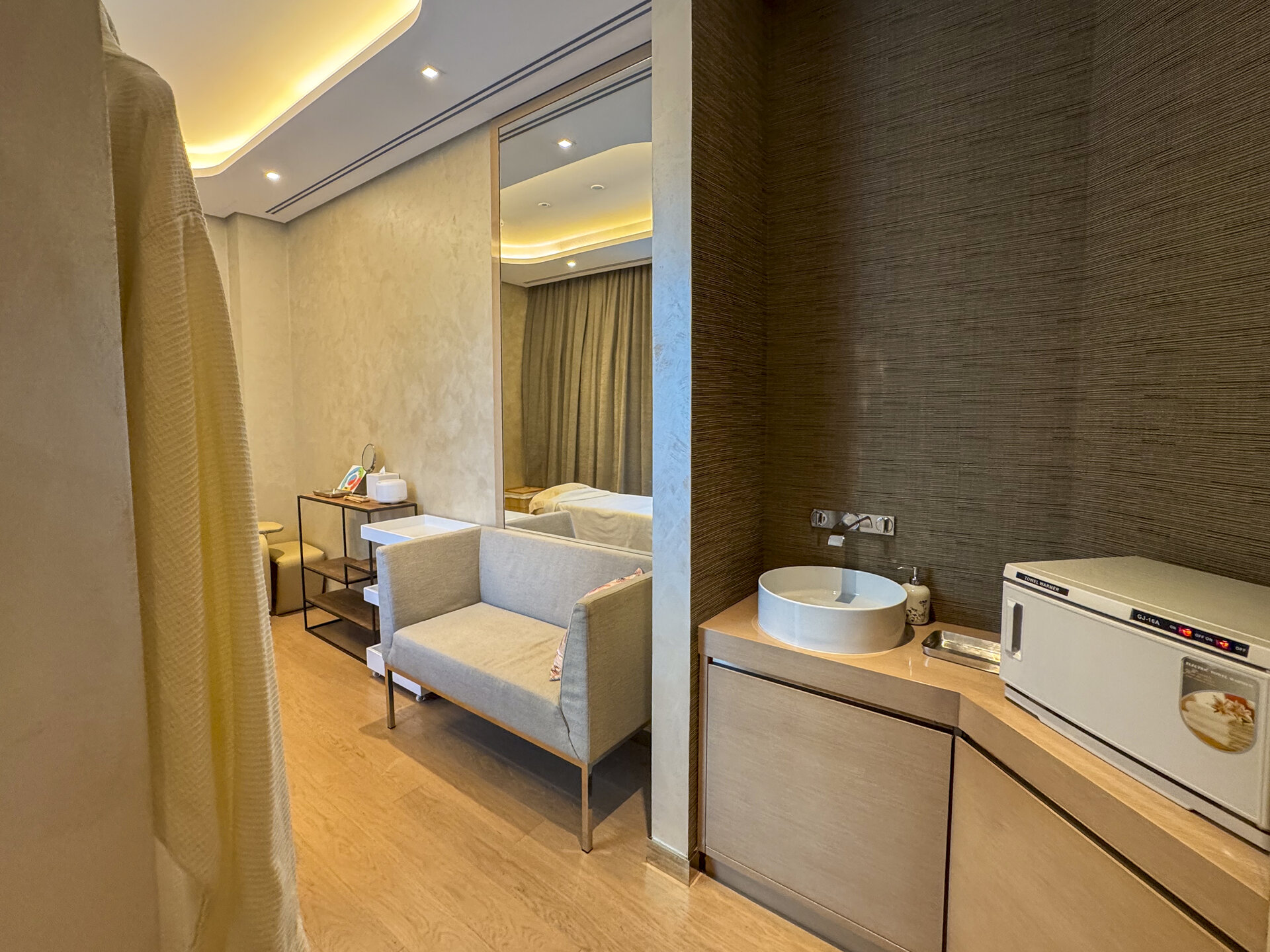 Laguna SPA Business Bay Facilities